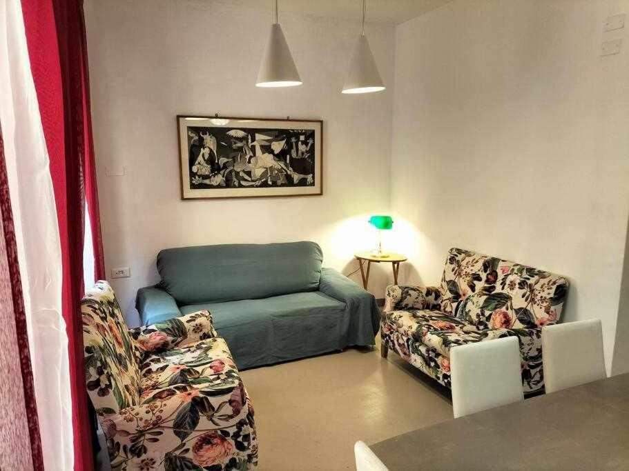 Elegante In Via Cavour Apartamento